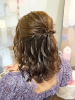 ティアラ 栄(TIARA)&nbsp;結婚式お呼ばれハーフアップ◎巻き髪/ヘアセット