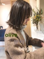 スムーク(smuk)&nbsp;【smuk/スムーク】オリーブグレージュ／外はねボブ