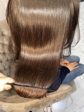 エスカーラ 表参道(THE ESCALA) 相田担当髪質改善トリートメントリアルお客様!470