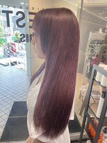 ヘアーアンドメイク ビス(HAIR&MAKE bis)&nbsp;ブリーチ一回！モテピンクブラウンカラー【加藤沙久楽】