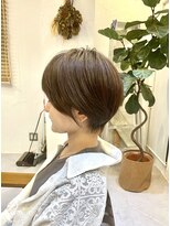 チリンバイロストシティー(Chillin by LOSTCITY)&nbsp;ショートボブ髪質改善白髪ぼかしハイライトスクールカット