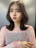 顔まわりカットフェイスレイヤーくびれヘア【肥田亜沙美】