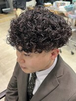 バイフィフス 天神大名(by fifth) プードルパーマハードスパイラルパーママッシュメンズパーマ束感