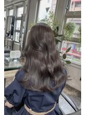 赤味を抑えたシアーグレージュ♪