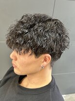 ニアウ 伊勢崎連取店(Niau)&nbsp;波巻きスパイラルパーマツイストスパイラルパーマシャドウパーマ