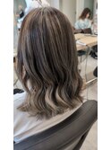 バレイヤージュ×ホワイトベージュ
