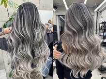 【トレンド】履歴を侵さず塗り分けオンカラー。フルブリーチからつくるバレイヤージュグラデーション