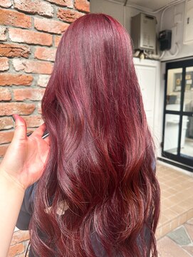 ラレイ ハラジュク(Lalei harajuku) 【白石】ブリーチなしチェリーレッド暖色赤髪艶カラー原宿