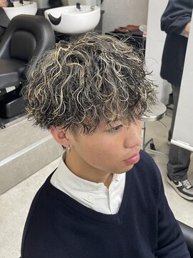 【波巻きパーマ】【金メッシュ】【メッシュパーマ】