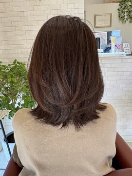 マヌ ア マヌ(manu a manu) レイヤーカット