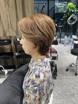 サヴォア(Savoir)&nbsp;大人女性の、綺麗なレイヤーショート。