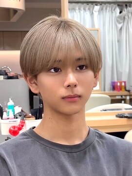 ナチュラル 渋谷(NATURAL) ●フェザーパーマ／スパイキーショート［メンズ／渋谷］