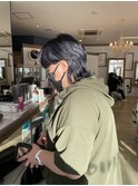 ブルージュカラーのショートウルフスタイル