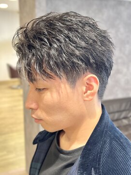 デプト(DEPT.) ツイストフェザーパーマ縦落ちパーマ毛流れパーマルーズショート