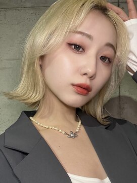 メゾンアクア 表参道(Maison ACQUA) レイヤーボブ/切りっぱなし/ハッシュボブ/ミディアム/ハイトーン