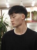 ロマンズヘッド(浪漫頭髪 ROMAN’S HEAD)&nbsp;テーパーフェードフレンチクロップ