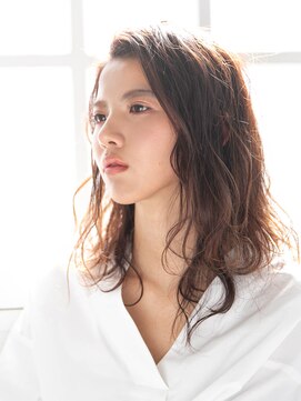 アース 沖縄泡瀬店(HAIR&MAKE EARTH) ナチュラル質感の無造作カールロング