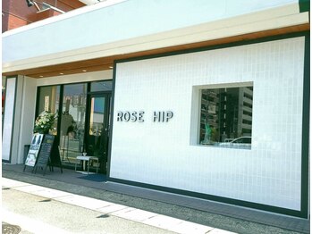 ROSE HIP【ローズヒップ】