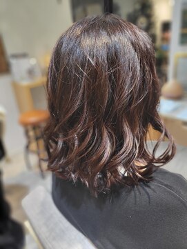 ハピリー(happily) ゆるふわふんわりミディアム