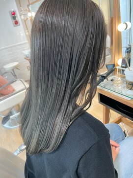 ネオリーブ チロル 横浜西口店(Neolive CiroL.) ブルーグレージュ☆