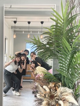 プラム(plum.)の写真/女性スタイリストのみだからお悩みも相談しやすい♪女性目線の接客と高い技術力で、あなたの理想を叶える＊