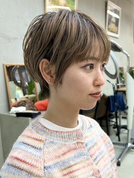 ミィ 浦和(mee) フェミニンロング/似合わせカット/ウェーブミディアム/浦和/埼玉