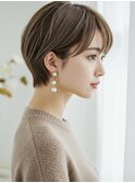 ショートボブくびれショート耳掛けショートくすみベージュ