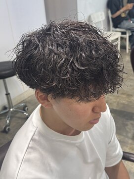 アムリタ(AMRITA) カール感のキツすぎない波巻きスパイラル_シオン