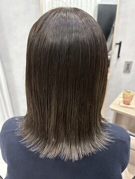 ミル(1001 mille) イルミナカラー/イノアカラー/裾カラー