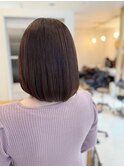 乾かすだけでまとまるツヤ感ストレートボブ