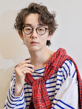 エムスラッシュ 本牧(M.SLASH) サーフカール/前髪パーマ/アップバング/ツイスト/本牧