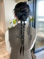 シオン(shion)&nbsp;大人ガーリーロングおくれ毛グレージュ_ba579901