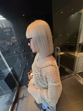 アクシス 栄店(`AXIS) 奈川/ワンホンレイヤー/ミルクティーブロンド/ダークブルー/栄