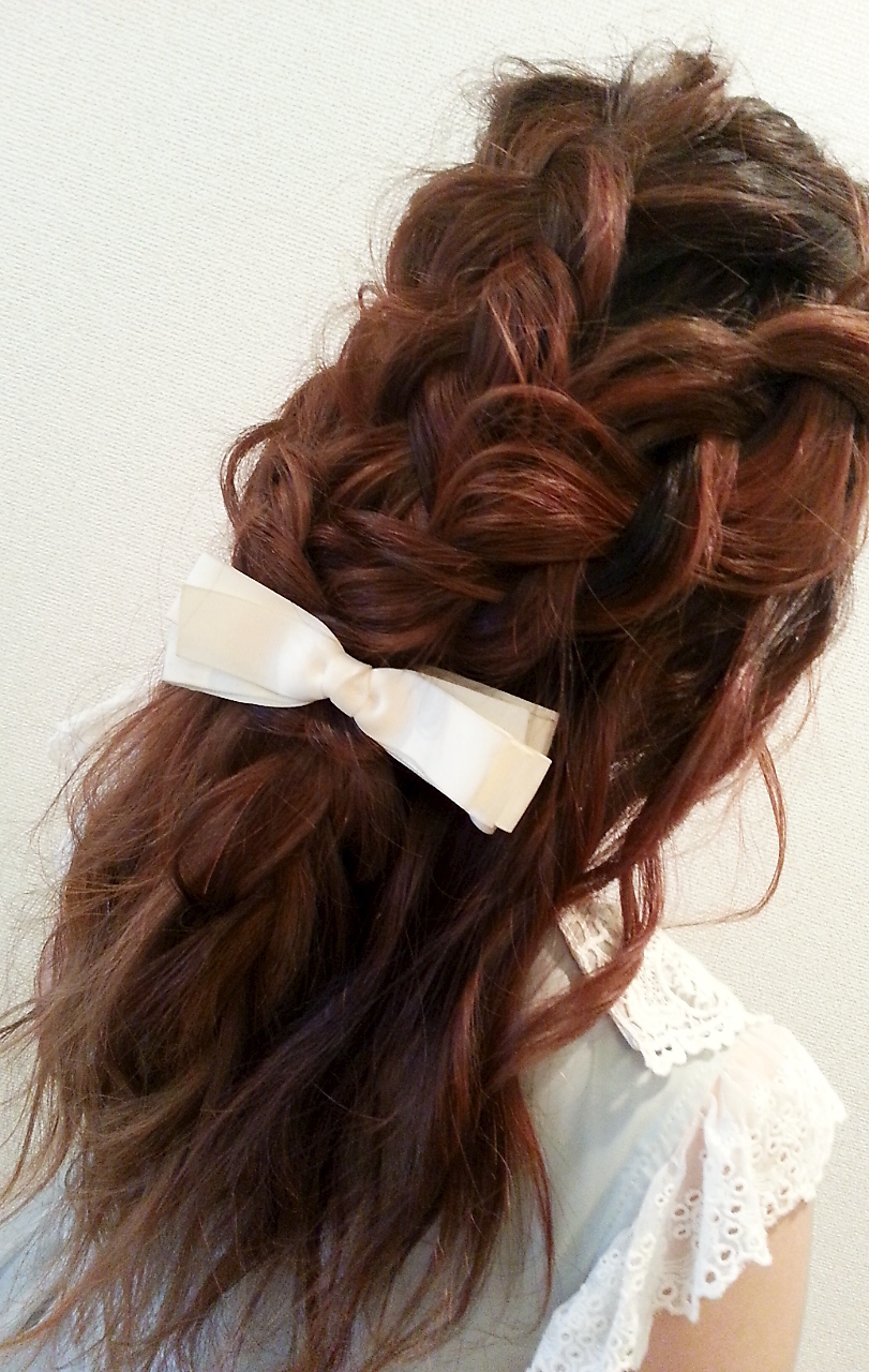 ガーリー編みこみスタイル　ヘアセット