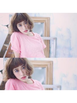 ブルーム コスタ(Blume COSTA) 『Ｂｌｕｍｅ　ＣＯＳＴＡ』グレージュボブ