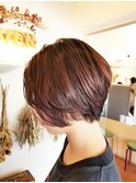 頭の形がキレイに見えるショート