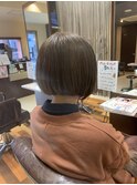 オリーブアッシュブラウン&ミニボブ