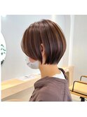 前髪なしショートボブ