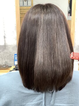 ナチュラル 泉中央店(Natural) 艶さらミディ