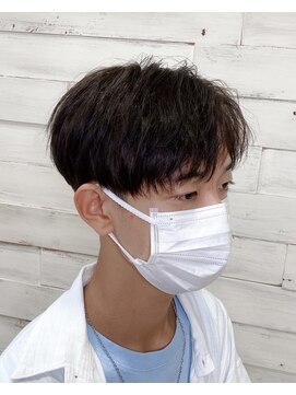 アバシュ A V A S H ショートセンターパート