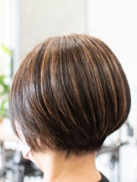 ルルン(Lu-Lun) 【Lu-Lun】白髪ぼかし脱白髪染めハイライト×ふんわりくびれボブ