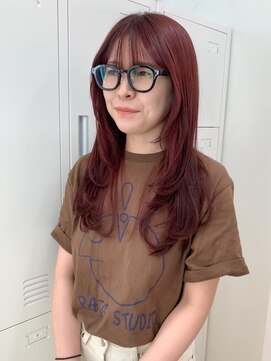 シーラス(cirrus) 【mori担当】チェリーレッド×レイヤーカット20代/30代/40代