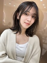 サイン 渋谷(SIGN)&nbsp;ザクザクレイヤーカット巻き方簡単ミディアムロング韓国表参道