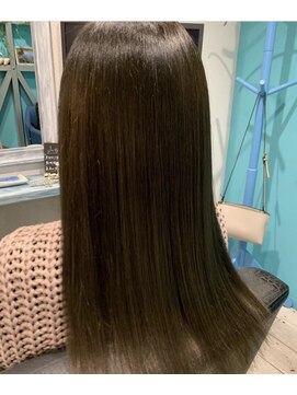 ペパヴェール 小倉店(PAPAVER) エメラルド系カラー