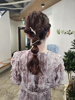 イット(it.)&nbsp;it. YUI 編み下ろしスタイル 結婚式アレンジ