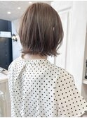 福山市美容室Caary柔らか透明感ベージュカラー切りっぱなしボブ