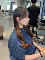 シェノン 梅田(CHAINON)&nbsp;梅田/クラゲヘアー/オリーブグレー/小顔/ココアベージュ