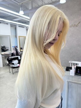 リノート バイ エゴル 太田川(Linoet by ENGOL) 抜きっぱなしブロンド/ハイトーンカラー