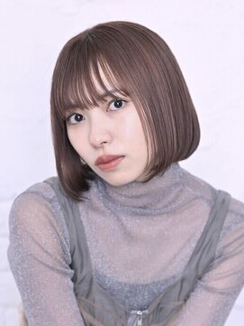 レム 三鷹(REM) ミニボブ×内巻き×カシスピンク