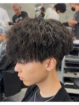 アクロ 中町店(ACRO) 広島/刈り上げ/ツイストスパイラル